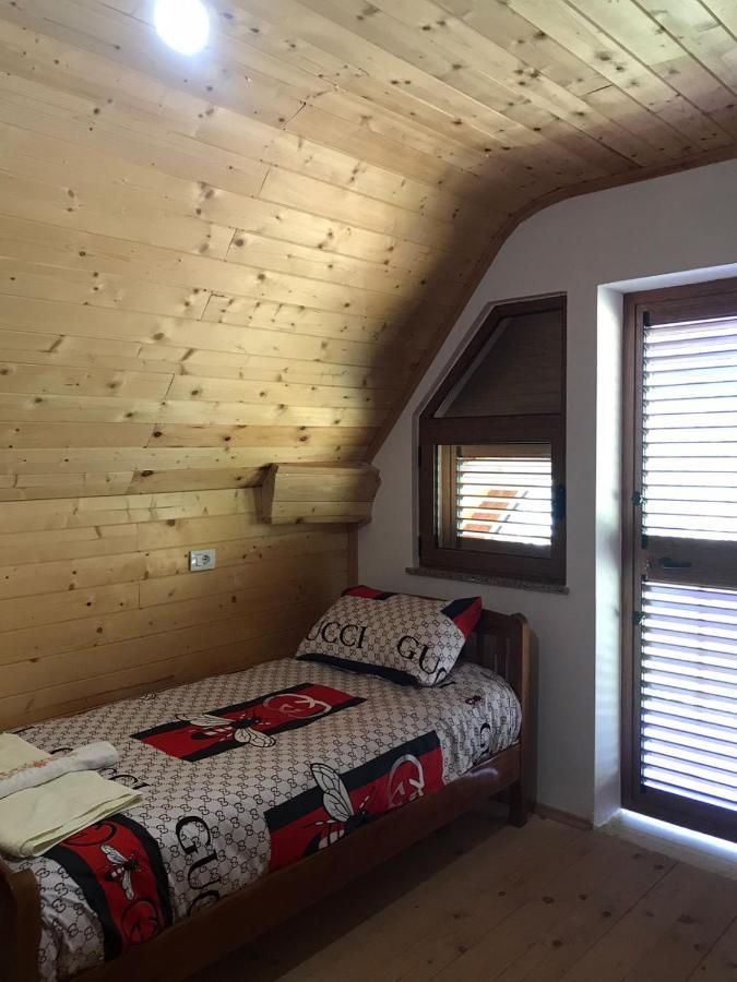 Elvis Blini Thethi Hotell Exteriör bild