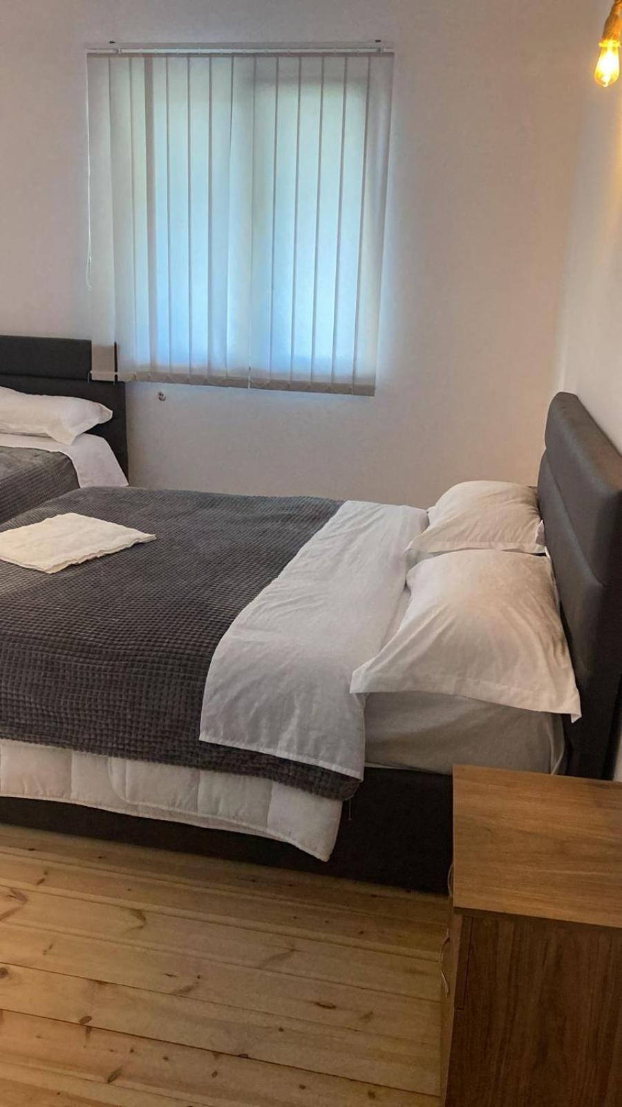 Elvis Blini Thethi Hotell Exteriör bild